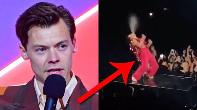 Harry Styles a appelé pour avoir craché de l'eau sur scène lors de Love on Tour 3 Harry Styles a appelé pour avoir craché de l'eau sur scène en tournée au milieu de la pandémie