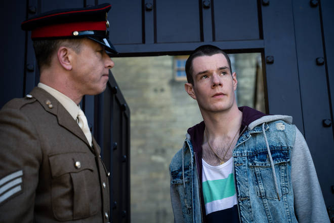 Sex Education  saison 2 : Connor Swindells dans le rôle d'Adam Groff