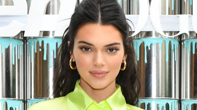 Kendall Jenner poursuivi pour 1,8 million de dollars après avoir prétendument rompu un contrat de mannequinat - 1