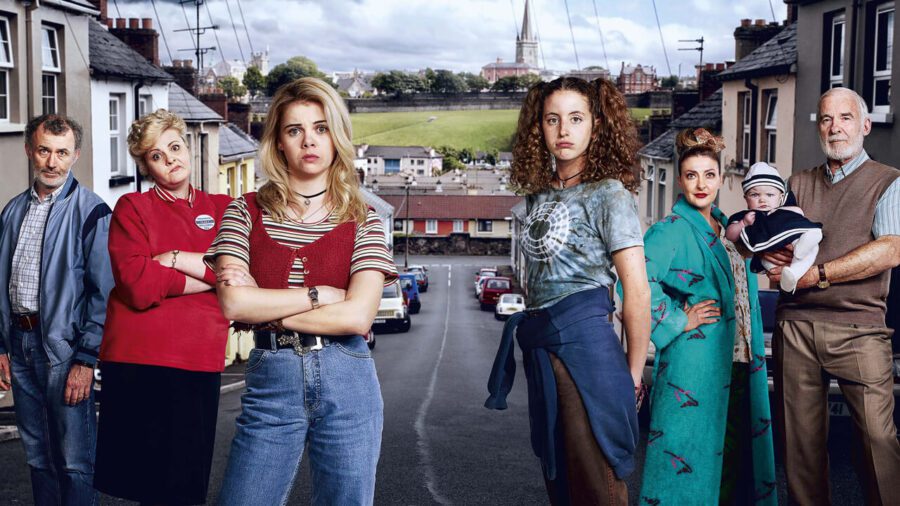 'Derry Girls' se terminera avec la saison 3 sur Netflix et tout ce que nous savons jusqu'à présent 2 'Derry Girls' se terminera avec la saison 3 sur Netflix et tout ce que nous savons jusqu'à présent - 1