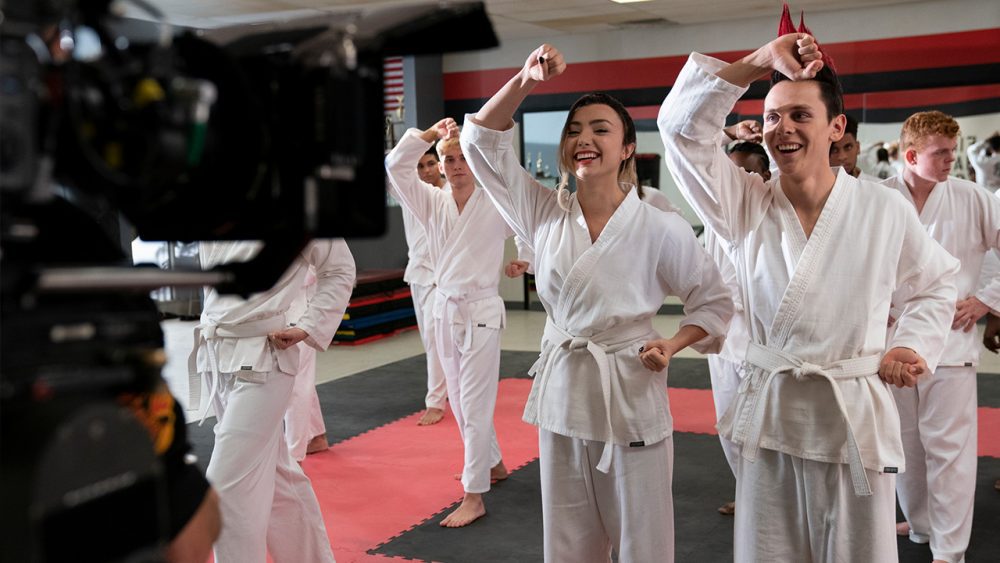 La saison 5 de 'Cobra Kai' serait en production et en tournage en décembre 2021 2 La saison 5 de 'Cobra Kai' serait en production et en tournage en décembre 2021 - 1