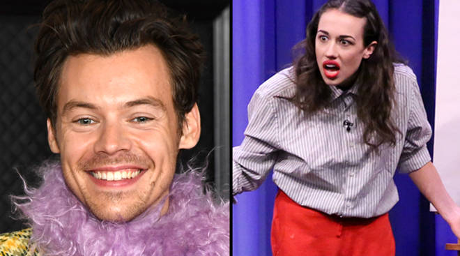 Les fans de Harry Styles pensent qu'il ressemble exactement à Miranda Sings dans sa nouvelle tenue de tournée 3 Les fans pensent que Harry Styles s'est déguisé en Miranda Sings dans son costume de tournée