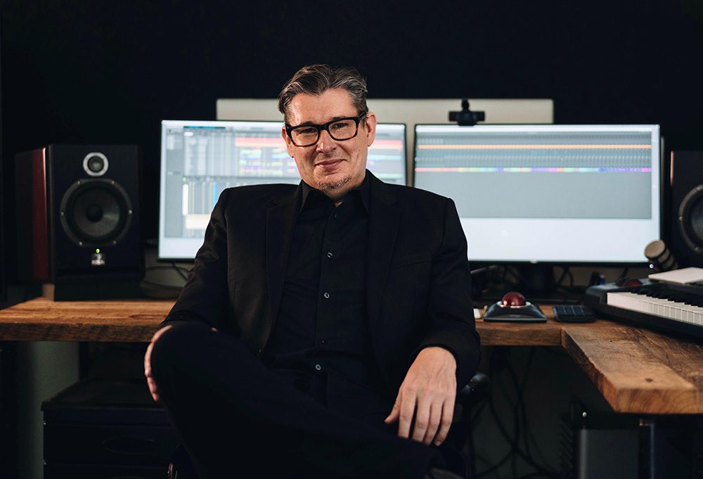 Le compositeur Tim Davies discute de la partition de "Maya and the Three" de Netflix 4 Tim Davies compositeur