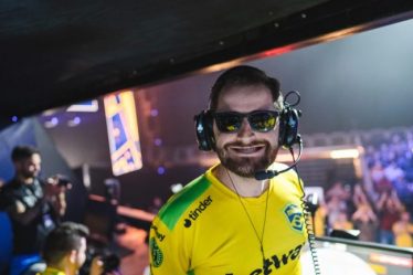 Paramètres, réticule et modèle de vue de FalleN pour CS:GO - 5