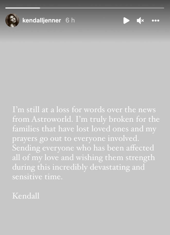 Voici comment les Kardashian-Jenners ont réagi à la tragédie d'Astroworld 5 Histoires Instagram de Kendall Jenner.