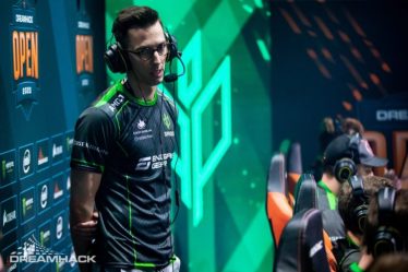 Enkay J rejoint BIG en tant qu'entraîneur-chef - 5