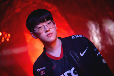 EDward Gaming exorcise ses démons et remporte le premier championnat du monde de l'histoire de l'organisation contre DWG KIA - 9