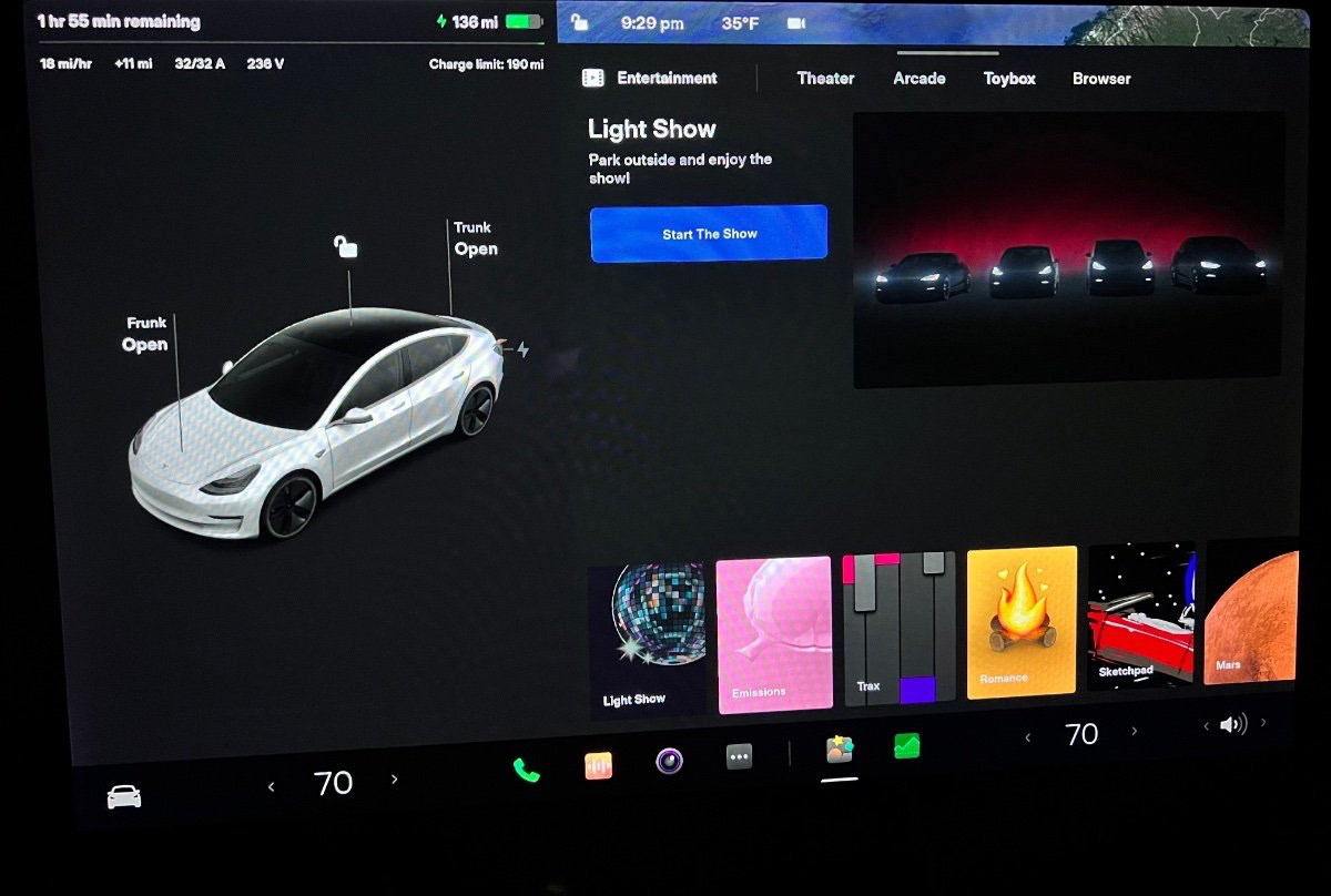 Tesla publie une grosse mise à jour pour Noël 🆕 › Geeky News 9 Tesla publie une grosse mise à jour pour Noël 🆕 › Geeky News - 8