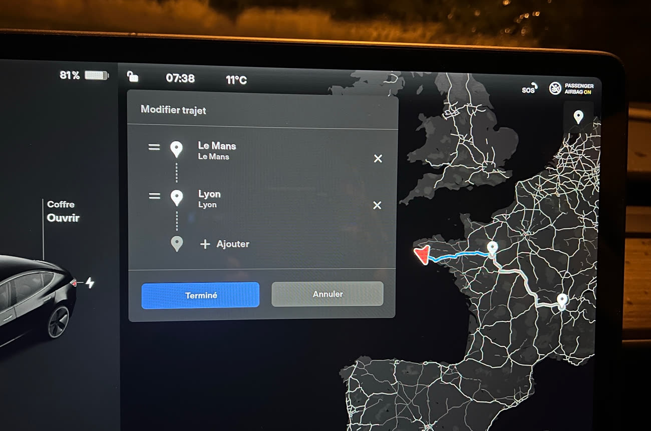 Tesla publie une grosse mise à jour pour Noël 🆕 › Geeky News 4 Tesla publie une grosse mise à jour pour Noël 🆕 › Geeky News - 3