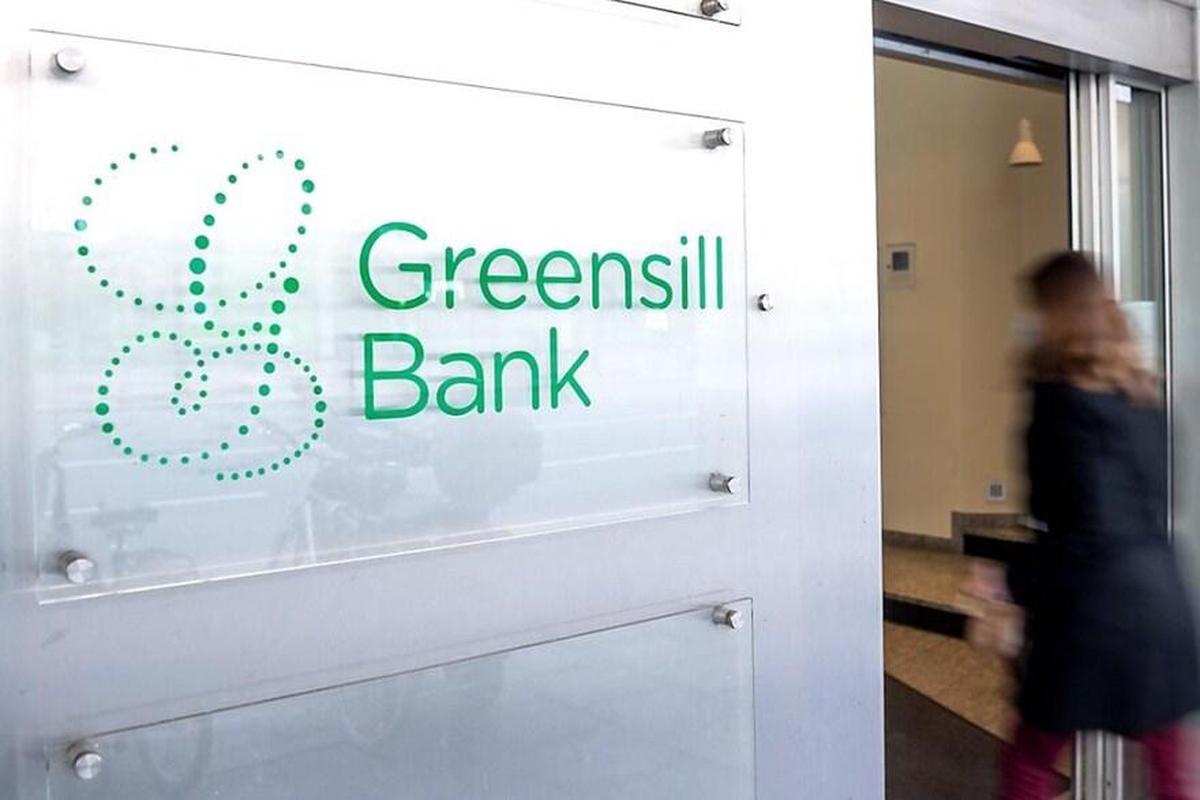 Rétrospective 2021 – Les dix meilleurs articles économiques de cette année › Geeky News 10 En dix ans, le financier d'origine australienne Lex Greensill a bâti un empire, transformant la gestion des avances de trésorerie pour des milliers d'entreprises, abandonnées par les banques, en un produit d'investissement.