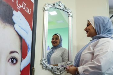A Gaza, la mode des fausses fossettes pour parfaire son sourire – sciences et Avenir › Geeky News - 4