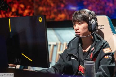 Doinb rejoint LNG Esports avant la saison LPL 2022 - 5