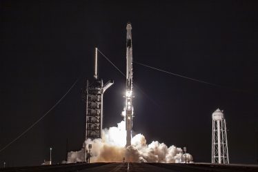 SpaceX est au bord de la faillite, les applications de messagerie vous espionnent, récap de cette semaine › Geeky News - 10
