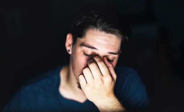 Trop de lumière bleue peut-elle endommager mes yeux ? ©Getty Images Trop de lumière bleue peut-elle endommager mes yeux ? ©Getty Images