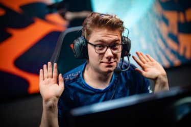 Evil Geniuses reste invaincu dans LCS Lock In après sa victoire sur Immortals - 9