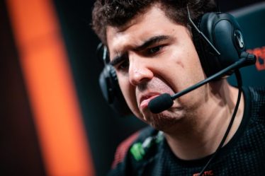 Bwipo aide à porter Team Liquid à la finale LCS Lock In 2022 avec une victoire sur Dignitas - 17