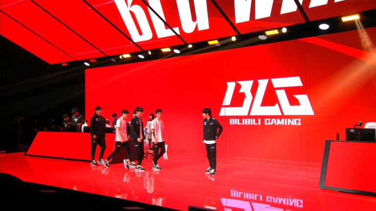 BLG reste invaincu lors du Spring Split de la LPL 2022, infligeant à OMG sa première défaite 2 BLG reste invaincu lors du Spring Split de la LPL 2022, infligeant à OMG sa première défaite - 1