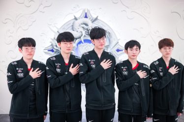 Les champions en titre de la LPL, EDG, restent invaincus après avoir battu OMG - 13