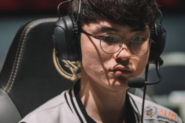 Faker furieux après le vol du pentakill par son coéquipier de T1 Oner - 9