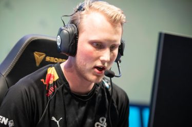 Zven de Cloud9 établit le record du plus grand nombre de pentakills dans l'histoire des LCS le premier jour de 2022 Lock In - 9