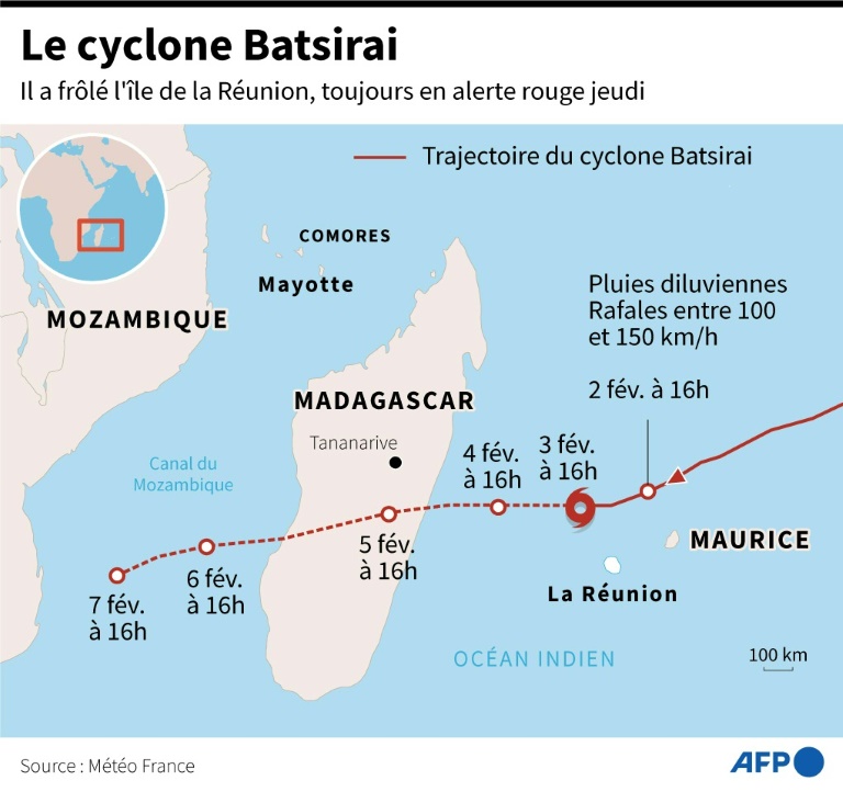 Le cyclone Batsirai (AFP - Sylvie HUSSON)