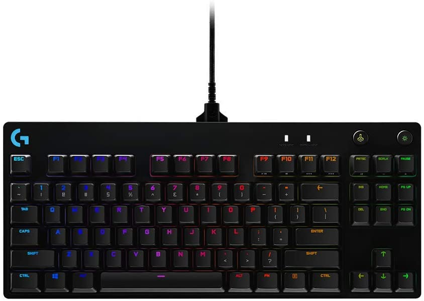 Configuration de streaming CS:GO de Magisk : casque, souris, clavier, etc. 7 Configuration de streaming CS:GO de Magisk : casque, souris, clavier, etc. - 6