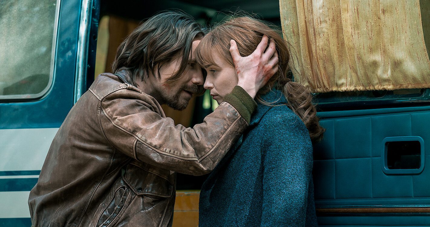 Saison 1 de "Pieces of Her" de Netflix : tout ce que nous savons jusqu'à présent 9 morceaux de sa saison 1 bella heathcote sur le plateau