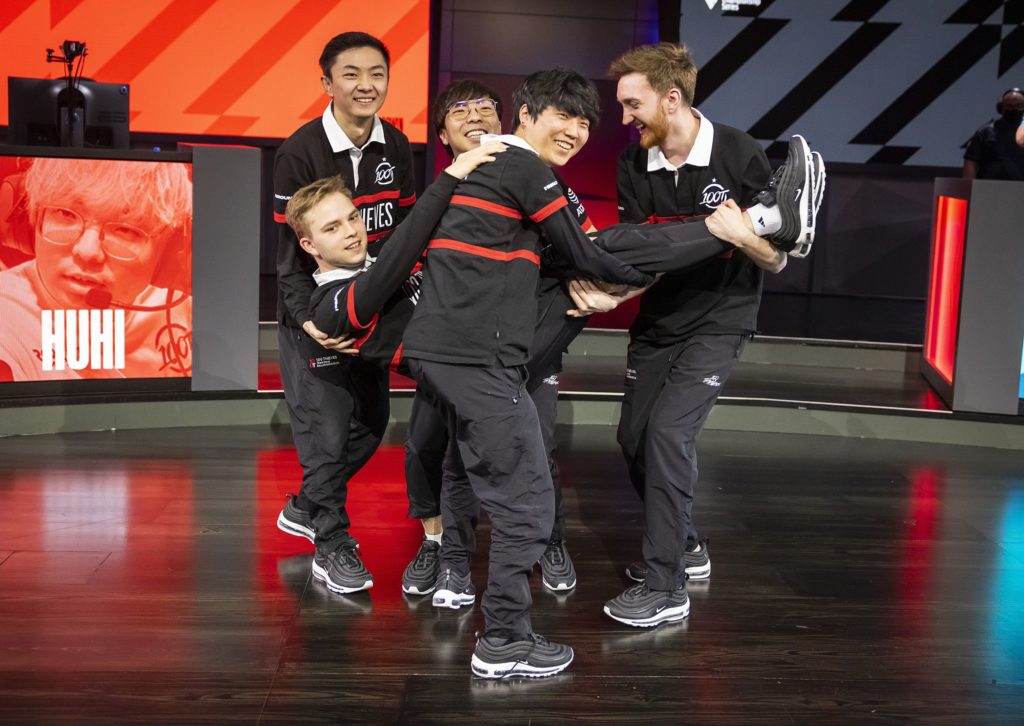 Retour pénible aux Mondiaux : les LCS sont-elles enfin prêtes à faire des vagues sur la scène internationale ? - 3