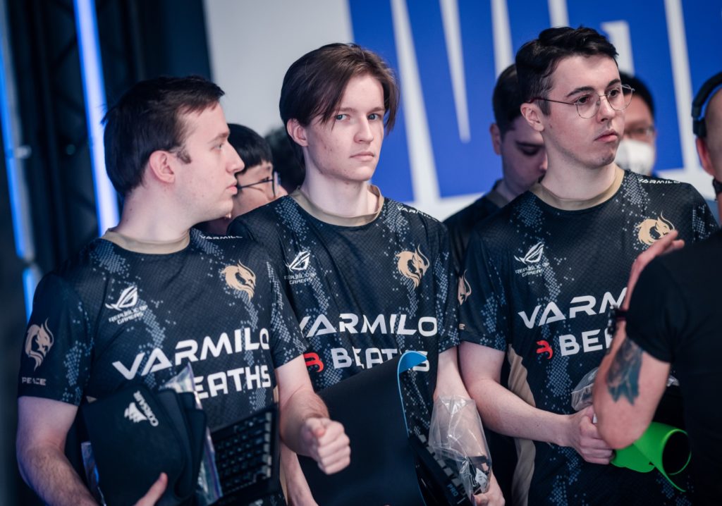 Les anciens joueurs de Peace disent que l'organisation LCO leur doit encore "des milliers" 3 Vizicsacsi, Babip et Tally de l'équipe de la Ligue de la paix.
