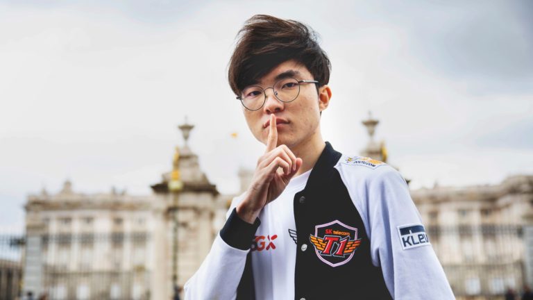 Le midlaner T1 Faker atteint les 1 000 parties jouées 2 Le midlaner T1 Faker atteint les 1 000 parties jouées - 1