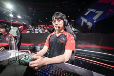 T1 a remporté une séquence de 12 victoires consécutives après avoir battu Hanwha ; Faker et Gumayusi brillent au LCK Spring Split 2022 - 13