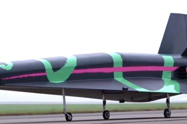 ☄️ A “Don’t Look Up” version Elon Musk ✈️ Du fret à Mach 15 ☠️ Commander le suicide sur Amazon, hier sur korii. › Geeky News - 5