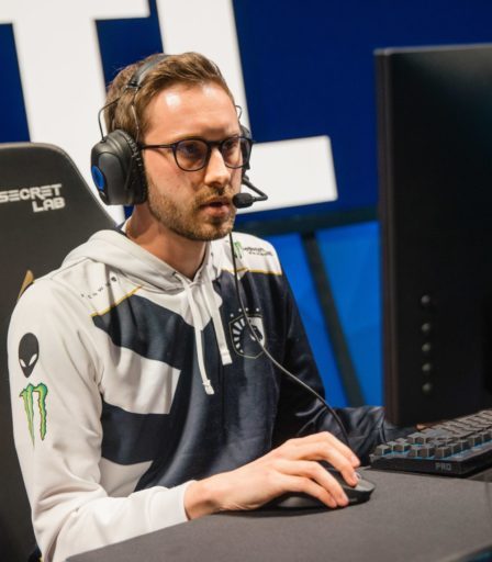 LCS nomme Bjergsen meilleur joueur de l'histoire de la ligue NA dans la liste des 10 meilleurs - 15