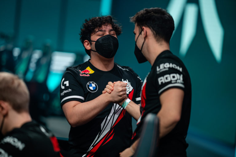Broken Blade a mené tous les joueurs du LEC avec 11 victoires en solo lors de la saison régulière du Spring Split 2022 2 Broken Blade a mené tous les joueurs du LEC avec 11 victoires en solo lors de la saison régulière du Spring Split 2022 - 1