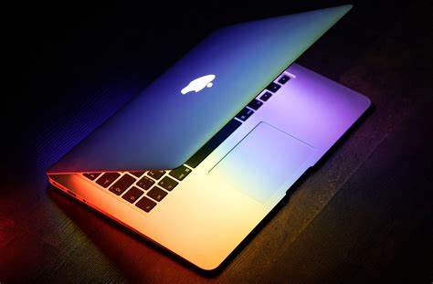 Comparatif des Ultrabook à choisir pour son entreprise › Geeky News 1 Comparatif des Ultrabook à choisir pour son entreprise