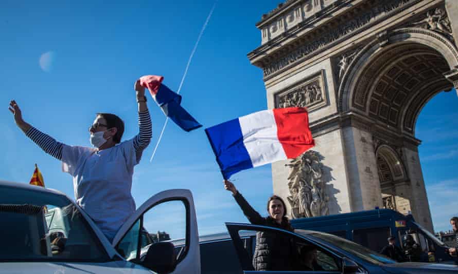 Convois de la liberté : protestation légitime contre le Covid ou véhicule de croyances plus sombres ? | Coronavirus 1 Le