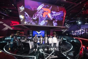 KT Rolster signe Mask pour l'équipe des Challengers - 8
