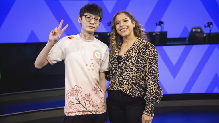 FlyQuest prend possession de la première place et bat 100T lors de la troisième semaine du LCS Spring Split 2022 2 FlyQuest prend possession de la première place et bat 100T lors de la troisième semaine du LCS Spring Split 2022 - 1