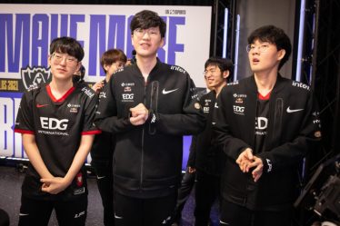 Flandre sauve la mise sur Malphite dans la victoire acharnée d'EDG sur FPX - 15