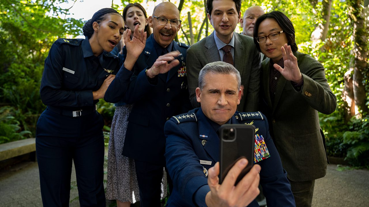 La saison 3 de "Space Force" de Netflix annulée après 2 saisons 2 La saison 3 de "Space Force" de Netflix annulée après 2 saisons - 1