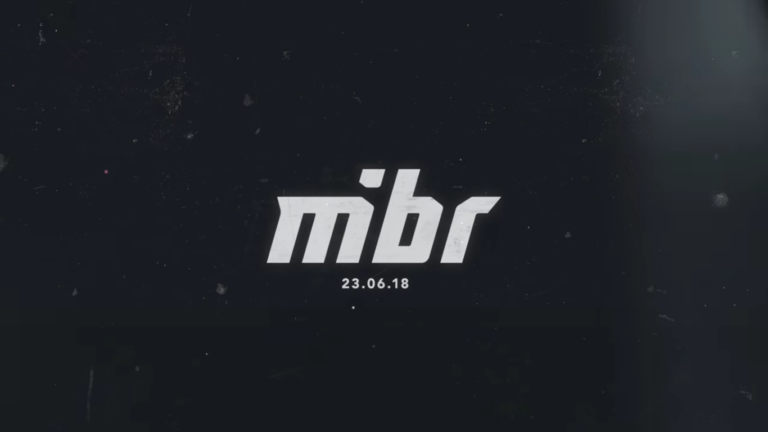 Le MIBR et l'Impérial quittent le camp d'entraînement en Pologne au milieu de l'invasion russe de l'Ukraine - 1