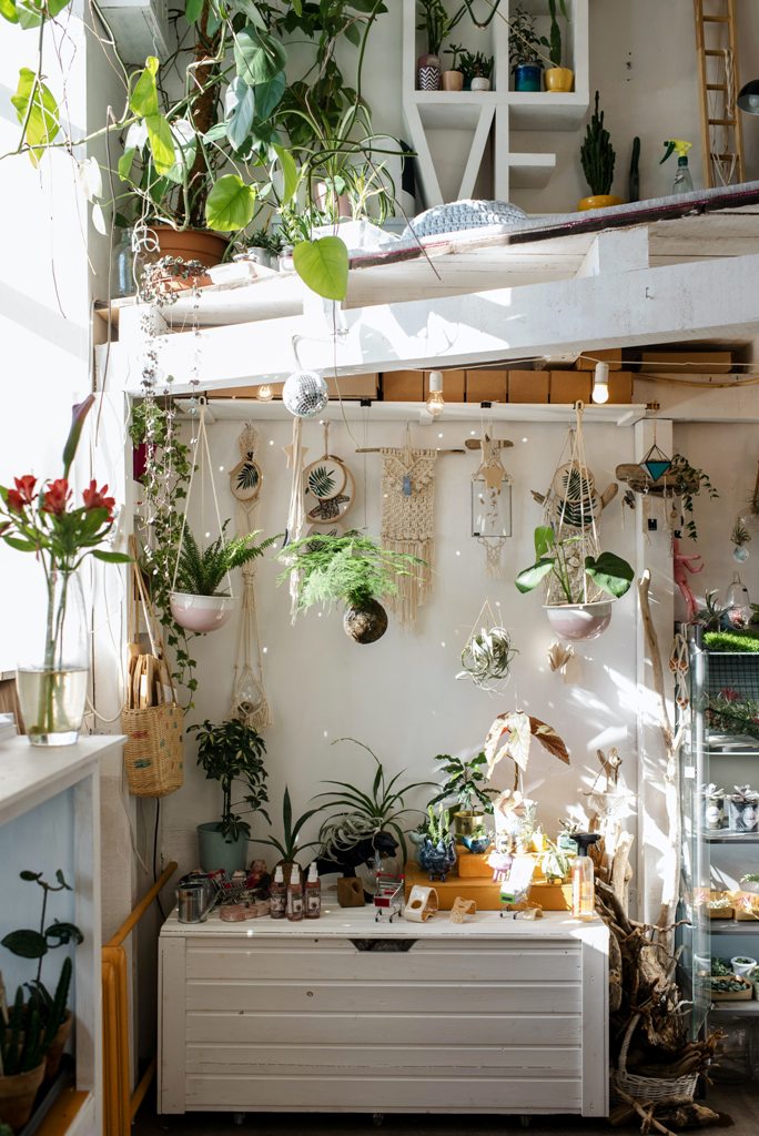Les meilleurs hacks de rangement qui donneront à votre petite maison l'impression d'être un palais 8 Comment maximiser l'espace dans une petite maison avec ces conseils