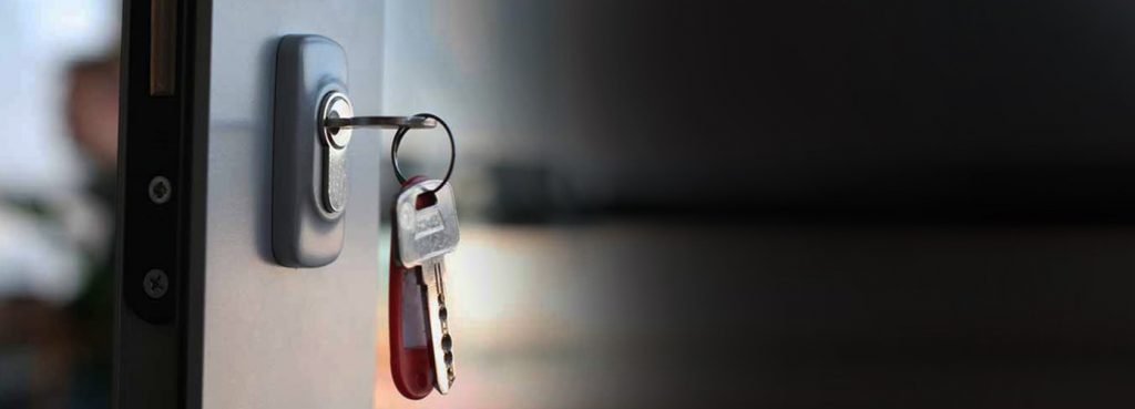Comment garder votre maison sûre et sécurisée 4 Que devez-vous faire lorsque vous êtes enfermé hors de votre maison ?