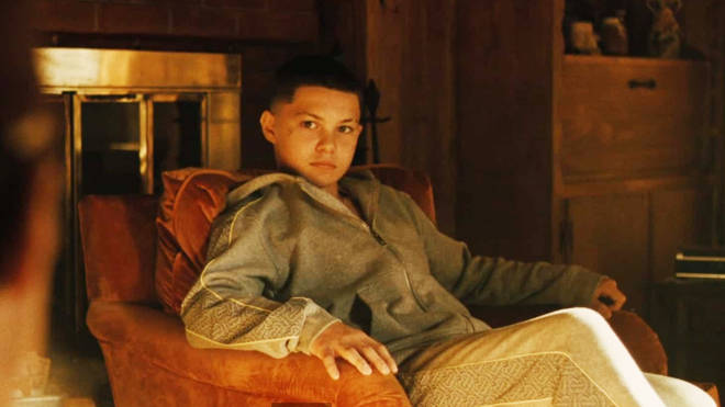 Javon Walton d'Euphoria veut jouer Robin dans le prochain Batman avec Robert Pattinson 4 Javon Walton joue Cendrier dans Euphoria