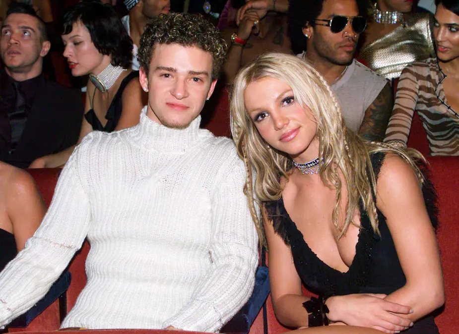 Les 15 couples hollywoodiens les plus controversés › Geek News 14 Les 15 couples hollywoodiens les plus controversés › Geek News - 13