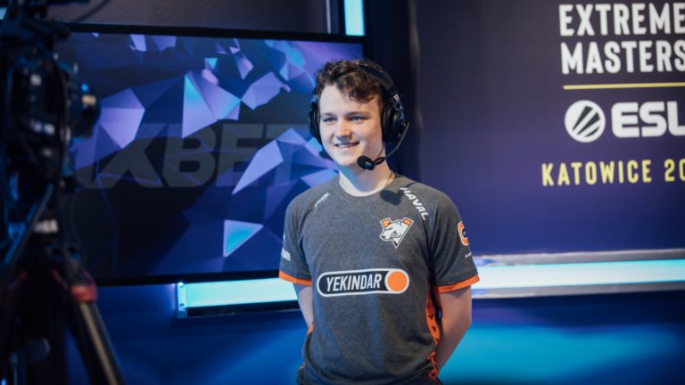 L'ESL confirme que les joueurs de Virtus Pro concourront sous le nom "Outsiders" dans l'ESL Pro League 2 L'ESL confirme que les joueurs de Virtus Pro concourront sous le nom "Outsiders" dans l'ESL Pro League - 1