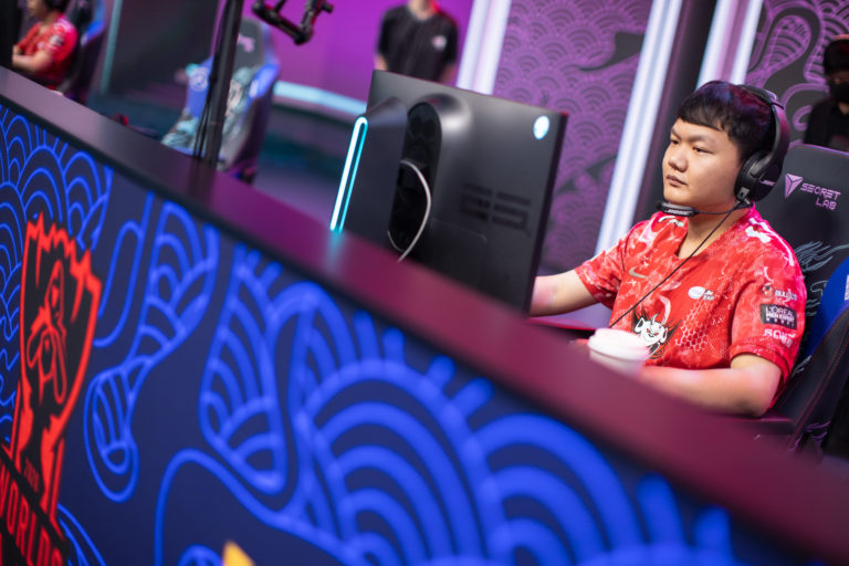 JDG élimine Weibo Gaming et décroche la dernière place dans le top 4 des éliminatoires de la LPL Spring Split 2022 2 JDG élimine Weibo Gaming et décroche la dernière place dans le top 4 des éliminatoires de la LPL Spring Split 2022 - 1