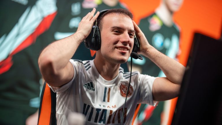 Perkz sur Fnatic : "S'ils gagnent ce segment, je confirmerai simplement que les scrims sont inutiles" 2 Perkz sur Fnatic : "S'ils gagnent ce segment, je confirmerai simplement que les scrims sont inutiles" - 1