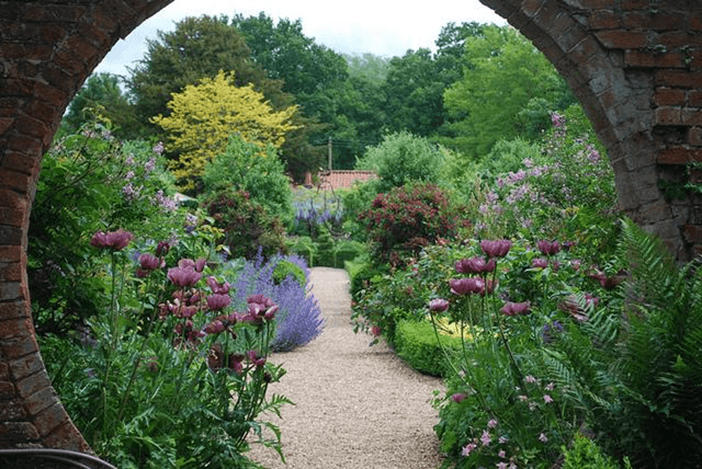 Améliorations de votre domicile, bricolage vs projets à laisser aux pros 6 Conseils inspirants pour le jardinage paysager