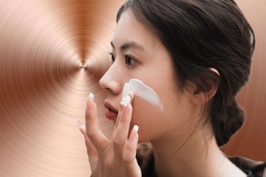Les dermatologues disent que les soins de la peau au cuivre sont la clé d'une peau jeune - 6